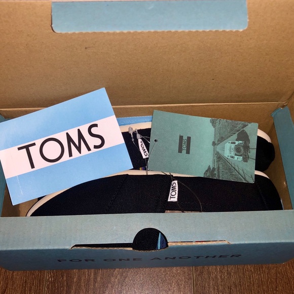 Toms Classic Black - Picture 2 of 2